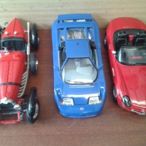 Modely áut M 1:18