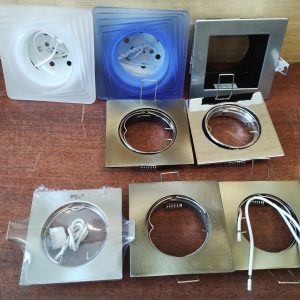 Svietidlá bodové do podhľadu 12V a päticou G5,3 na žiarovku MR16 (haôpgén aj LED) štvorcové IP20 50W